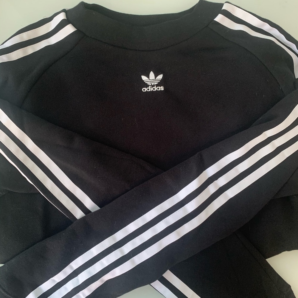 Adidas crewneck